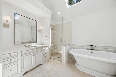 Tiny photo for 628 S Lincoln Street, Hinsdale, IL 60521 (MLS # 12708120)