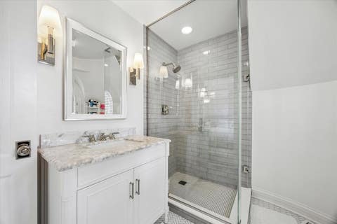 Tiny photo for 628 S Lincoln Street, Hinsdale, IL 60521 (MLS # 12708120)