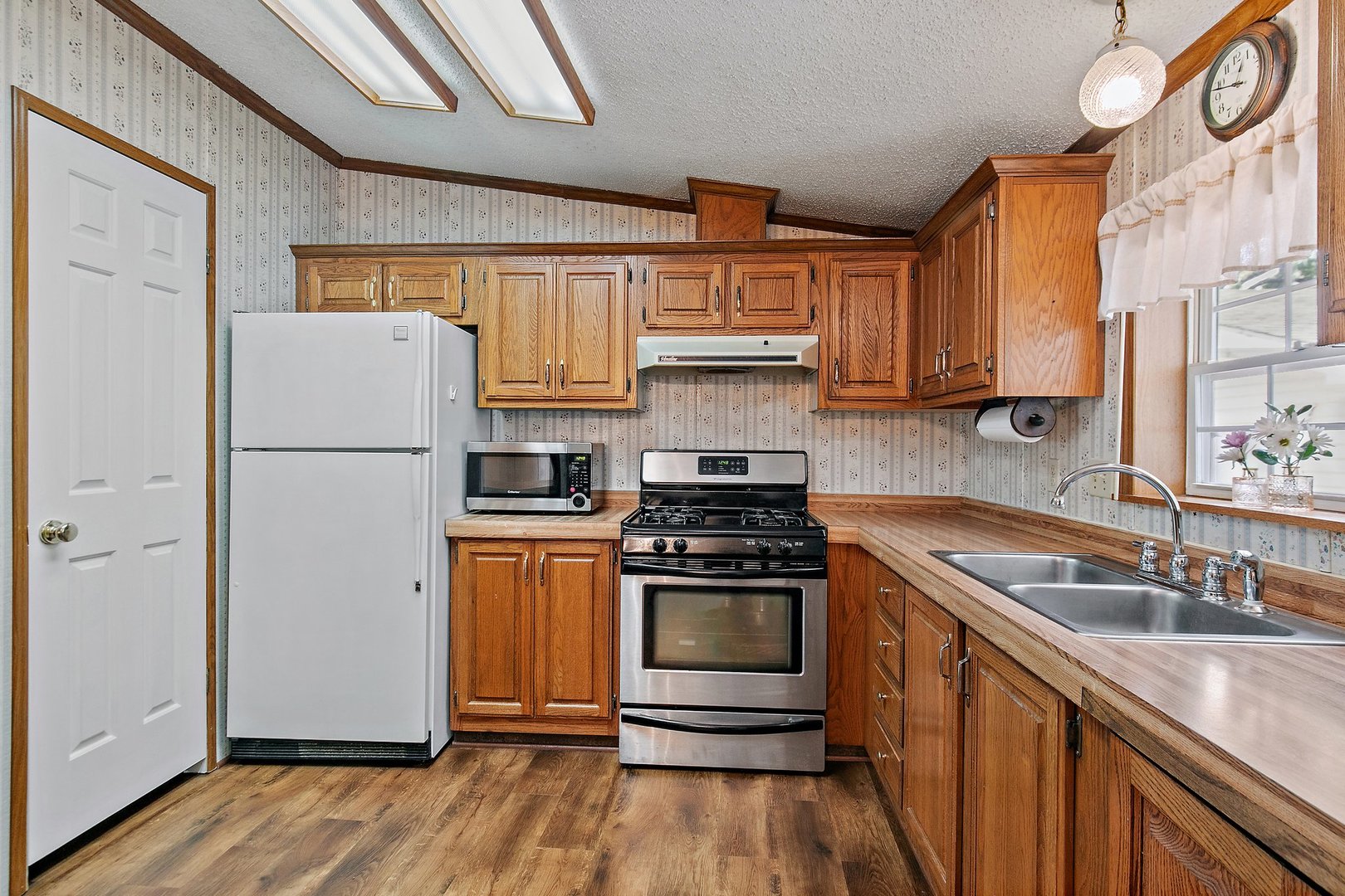 8566 Fig Tree Lane