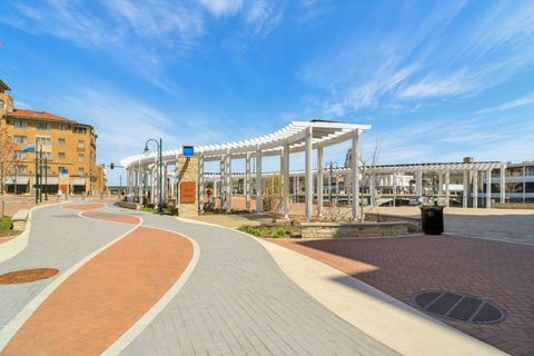 Tiny photo for 50 S 1st Street #5D, St. Charles, IL 60174 (MLS # 12337931)