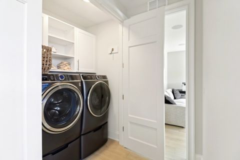 Tiny photo for 50 S 1st Street #5D, St. Charles, IL 60174 (MLS # 12337931)