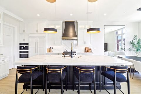 Tiny photo for 50 S 1st Street #5D, St. Charles, IL 60174 (MLS # 12337931)