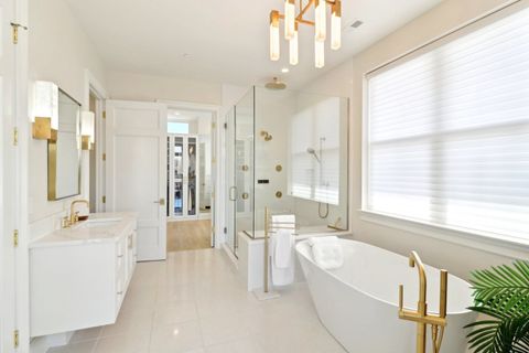 Tiny photo for 50 S 1st Street #5D, St. Charles, IL 60174 (MLS # 12337931)