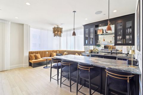 Tiny photo for 50 S 1st Street #5D, St. Charles, IL 60174 (MLS # 12337931)