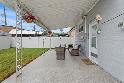 Tiny photo for 9528 S Manistee Avenue, Chicago, IL 60617 (MLS # 12757438)