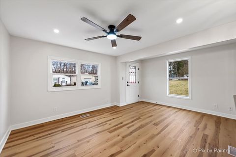 Tiny photo for 2617 W Emerald Court, McHenry, IL 60051 (MLS # 12606137)