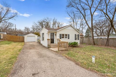 Tiny photo for 2617 W Emerald Court, McHenry, IL 60051 (MLS # 12606137)