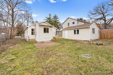 Tiny photo for 2617 W Emerald Court, McHenry, IL 60051 (MLS # 12606137)