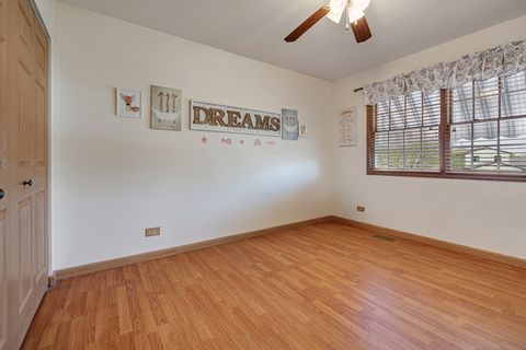 Tiny photo for 865 Debra Lane, Elk Grove Village, IL 60007 (MLS # 12627331)