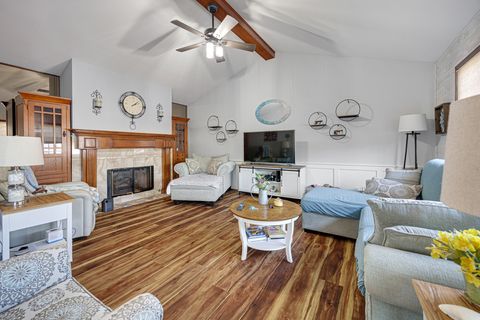 Tiny photo for 865 Debra Lane, Elk Grove Village, IL 60007 (MLS # 12627331)