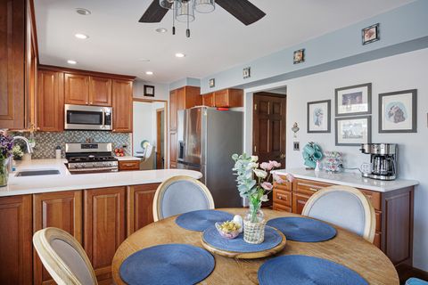 Tiny photo for 865 Debra Lane, Elk Grove Village, IL 60007 (MLS # 12627331)