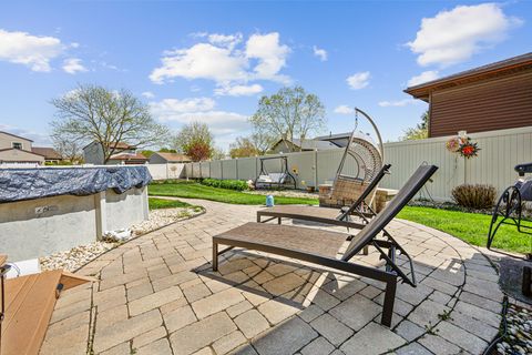 Tiny photo for 865 Debra Lane, Elk Grove Village, IL 60007 (MLS # 12627331)