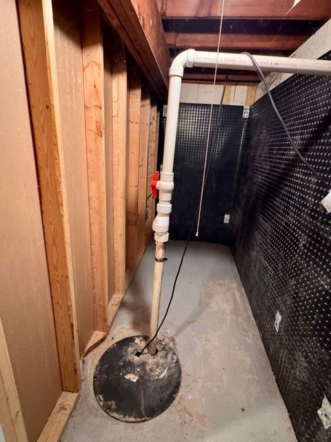 Tiny photo for 17825 Oakley Avenue, Lansing, IL 60438 (MLS # 12485190)