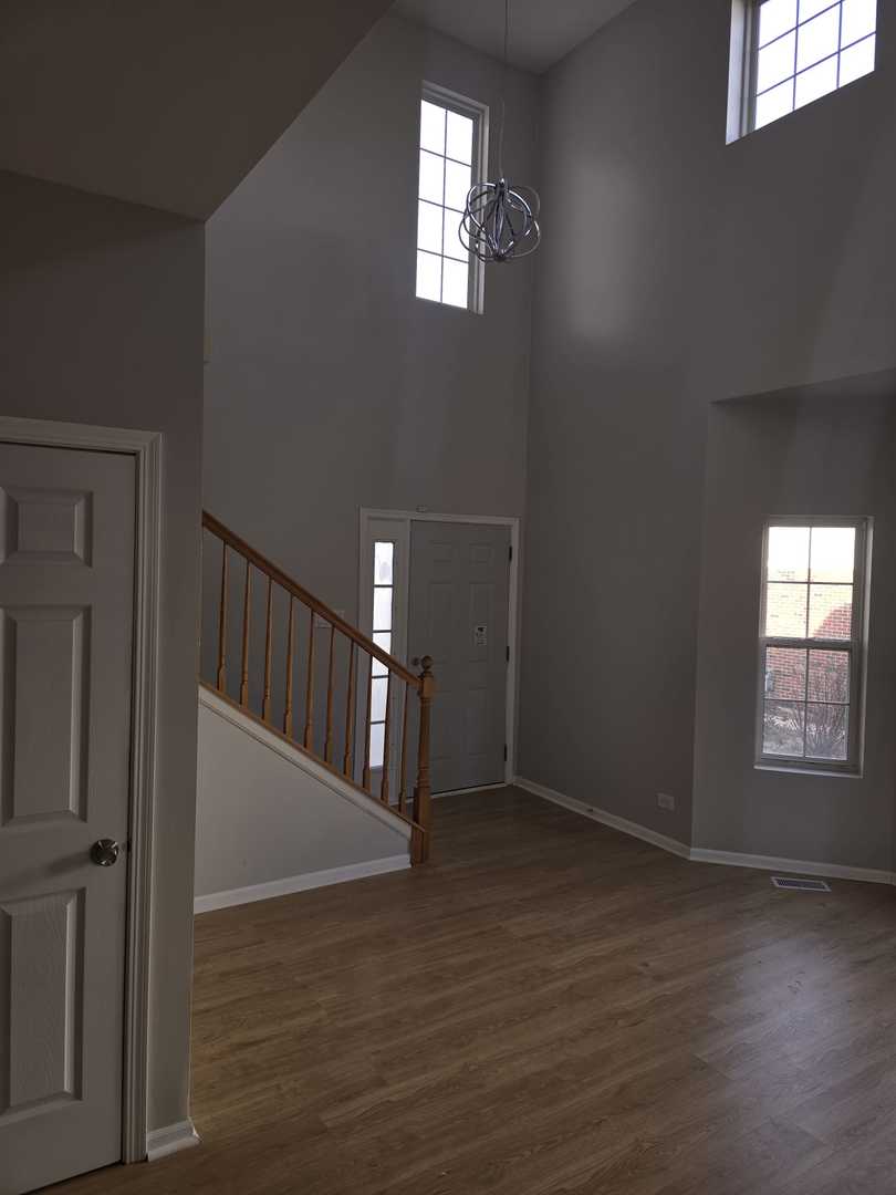 921 FIELDSIDE Drive 1231