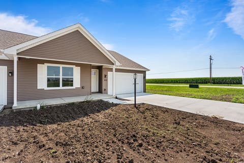 Tiny photo for 610 Patterson Drive #3, Fisher, IL 61843 (MLS # 12708164)