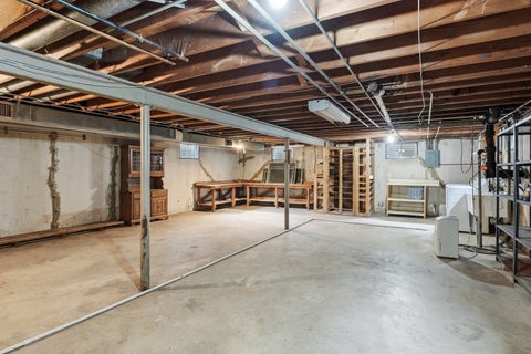 Tiny photo for 814 E 168th Street, South Holland, IL 60473 (MLS # 12769103)
