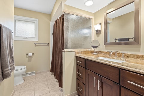 Tiny photo for 814 E 168th Street, South Holland, IL 60473 (MLS # 12769103)