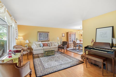 Tiny photo for 814 E 168th Street, South Holland, IL 60473 (MLS # 12769103)