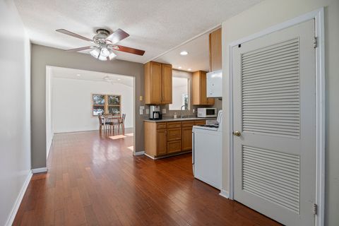 Tiny photo for Carol Stream, IL 60188 (MLS # 12608117)