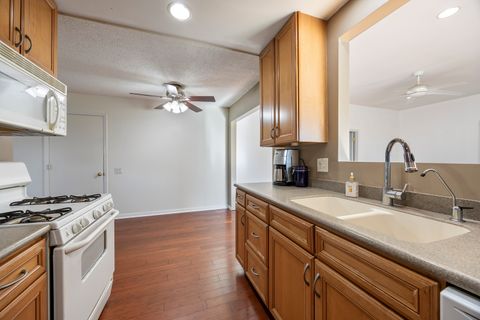 Tiny photo for Carol Stream, IL 60188 (MLS # 12608117)