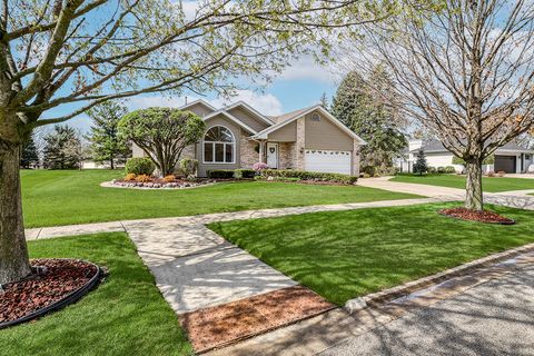 Tiny photo for 3204 Hickory Creek Drive, New Lenox, IL 60451 (MLS # 12618766)