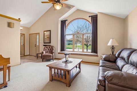 Tiny photo for 3204 Hickory Creek Drive, New Lenox, IL 60451 (MLS # 12618766)