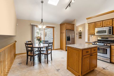 Tiny photo for 3204 Hickory Creek Drive, New Lenox, IL 60451 (MLS # 12618766)