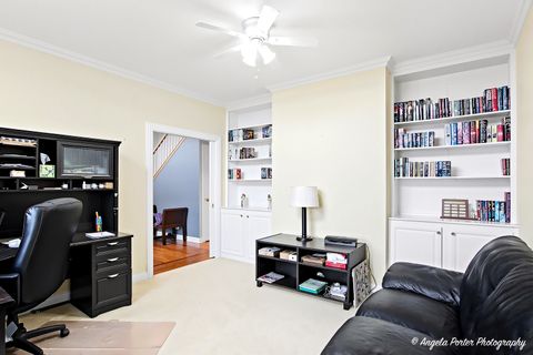 Tiny photo for 9 Bordeaux Court, Oakwood Hills, IL 60013 (MLS # 12491766)