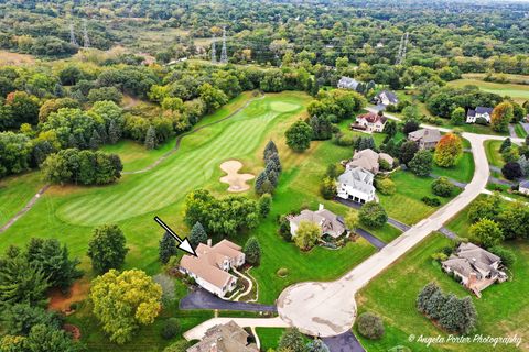 Tiny photo for 9 Bordeaux Court, Oakwood Hills, IL 60013 (MLS # 12491766)