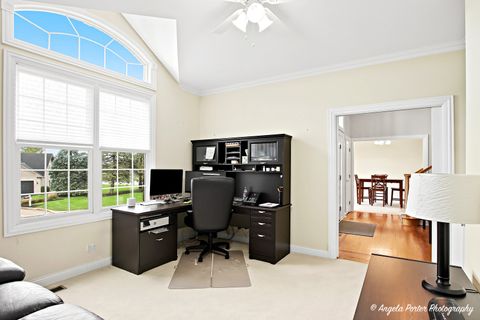 Tiny photo for 9 Bordeaux Court, Oakwood Hills, IL 60013 (MLS # 12491766)