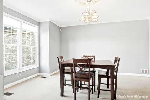 Tiny photo for 9 Bordeaux Court, Oakwood Hills, IL 60013 (MLS # 12491766)