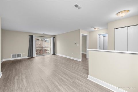 Tiny photo for 605 BARRINGTON Avenue #222, East Dundee, IL 60118 (MLS # 12630908)