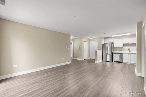 Tiny photo for 605 BARRINGTON Avenue #222, East Dundee, IL 60118 (MLS # 12630908)