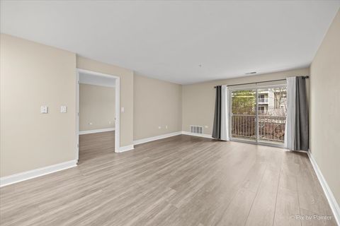 Tiny photo for 605 BARRINGTON Avenue #222, East Dundee, IL 60118 (MLS # 12630908)