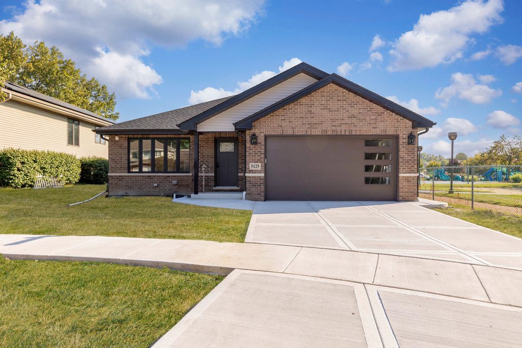Photo for 5125 171st st Street, Oak Forest, IL 60452 (MLS # 12497380)