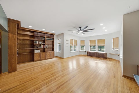 Tiny photo for 2640 W Logan Boulevard #102, Chicago, IL 60647 (MLS # 12724201)
