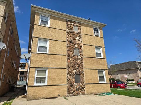 Tiny photo for 8600 W Summerdale Avenue #1S, Chicago, IL 60656 (MLS # 12626588)