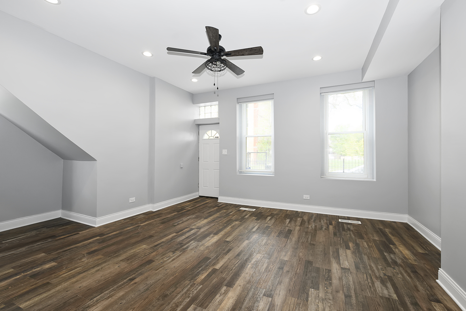 2819 W Lexington Street