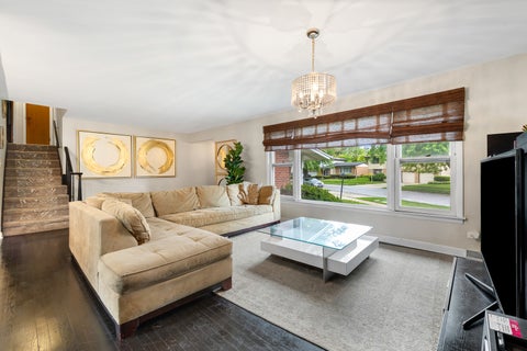 Tiny photo for 804 W Manor Court, Glenwood, IL 60425 (MLS # 12678193)