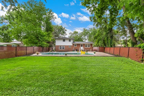 Tiny photo for 804 W Manor Court, Glenwood, IL 60425 (MLS # 12678193)