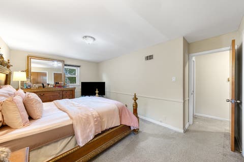 Tiny photo for 804 W Manor Court, Glenwood, IL 60425 (MLS # 12678193)