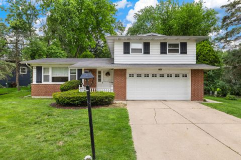 Tiny photo for 804 W Manor Court, Glenwood, IL 60425 (MLS # 12678193)