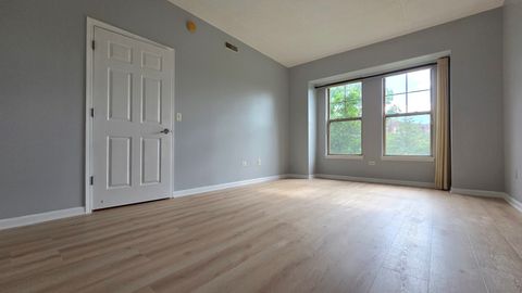 Tiny photo for 715 Astor Lane #401, Wheeling, IL 60090 (MLS # 12646844)