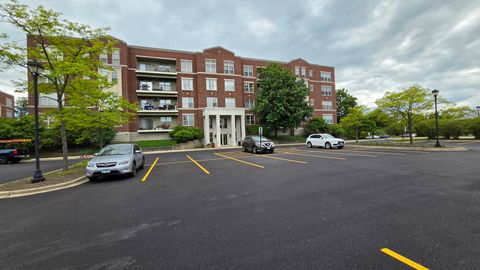 Photo of 715 Astor Lane #401, Wheeling, IL 60090 (MLS # 12646844)