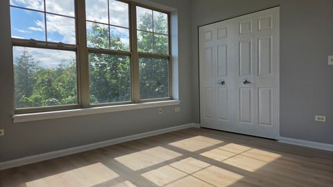 Tiny photo for 715 Astor Lane #401, Wheeling, IL 60090 (MLS # 12646844)