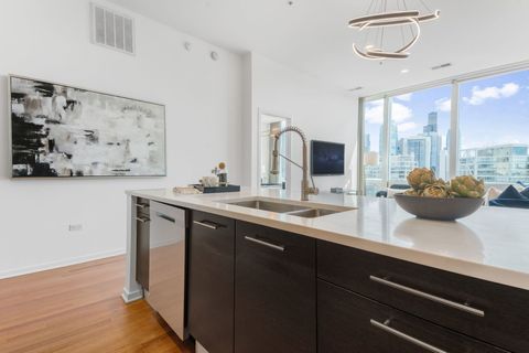 Tiny photo for 500 W Superior Street #1907, Chicago, IL 60654 (MLS # 12506746)