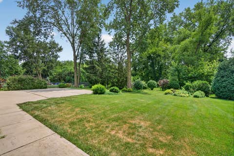 Tiny photo for 10897 Pioneer Trail, Frankfort, IL 60423 (MLS # 12712895)