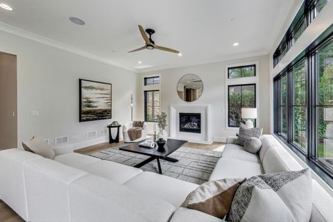 Tiny photo for 116 Oxford Avenue, Clarendon Hills, IL 60514 (MLS # 12461719)