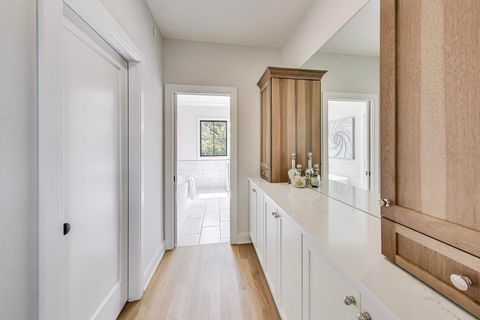 Tiny photo for 116 Oxford Avenue, Clarendon Hills, IL 60514 (MLS # 12461719)