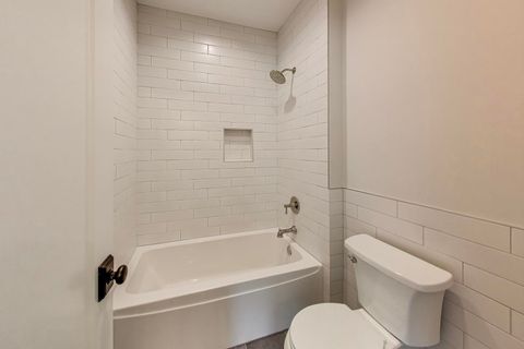 Tiny photo for 116 Oxford Avenue, Clarendon Hills, IL 60514 (MLS # 12461719)